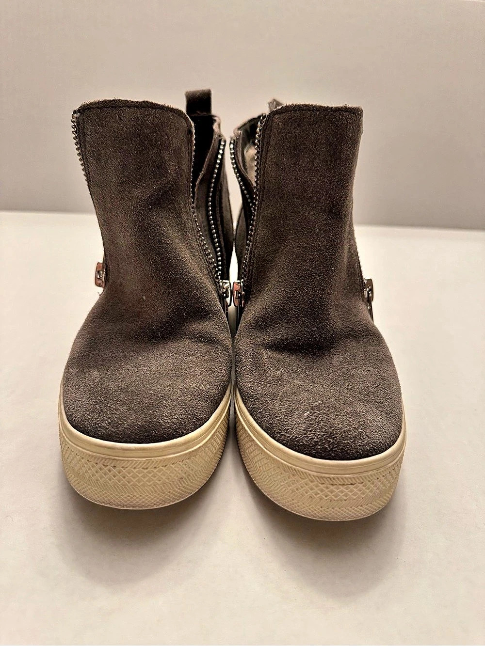 Steve Madden Wedgie Gray Suede Wedge Sneakers Shoes Size 10M